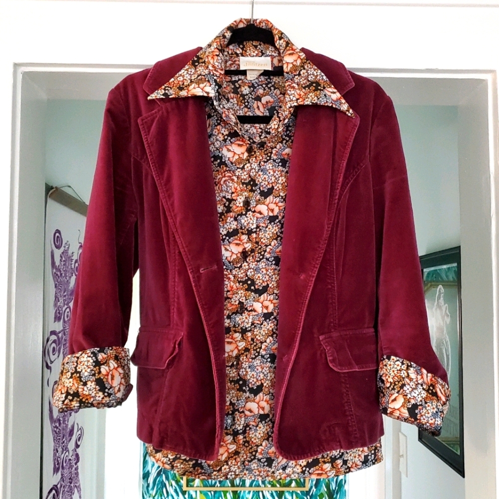 Maroon blazer